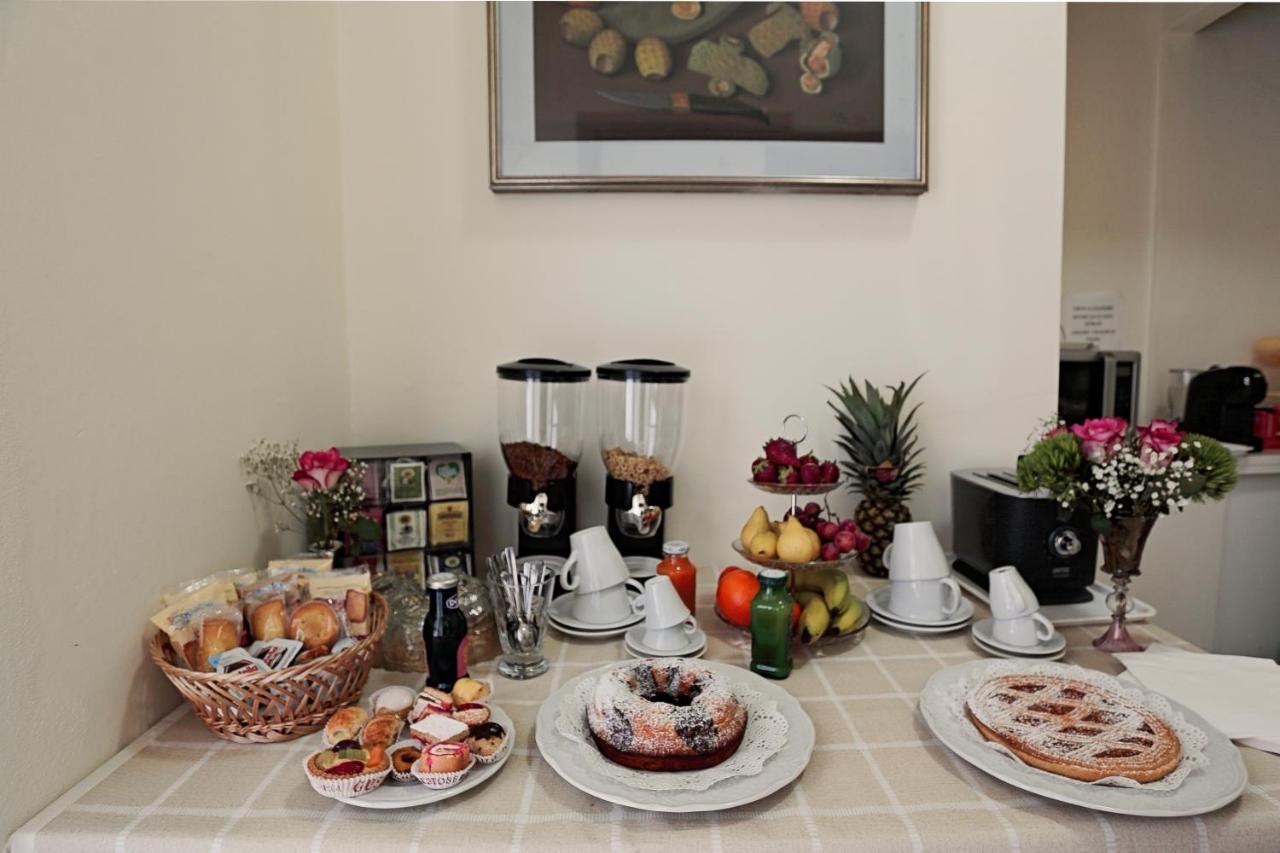 Il Castello Guest House Sassari Buitenkant foto